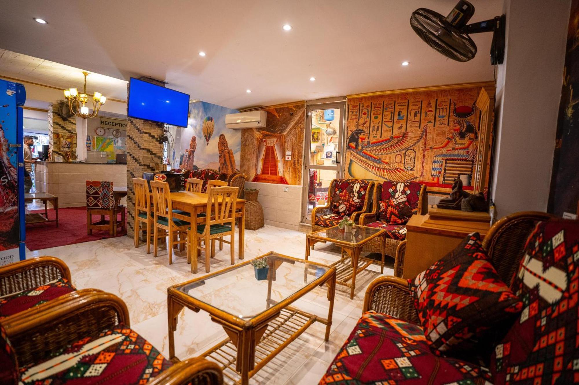 Venus Hotel Luxor 日本人 大歓迎 Exteriör bild
