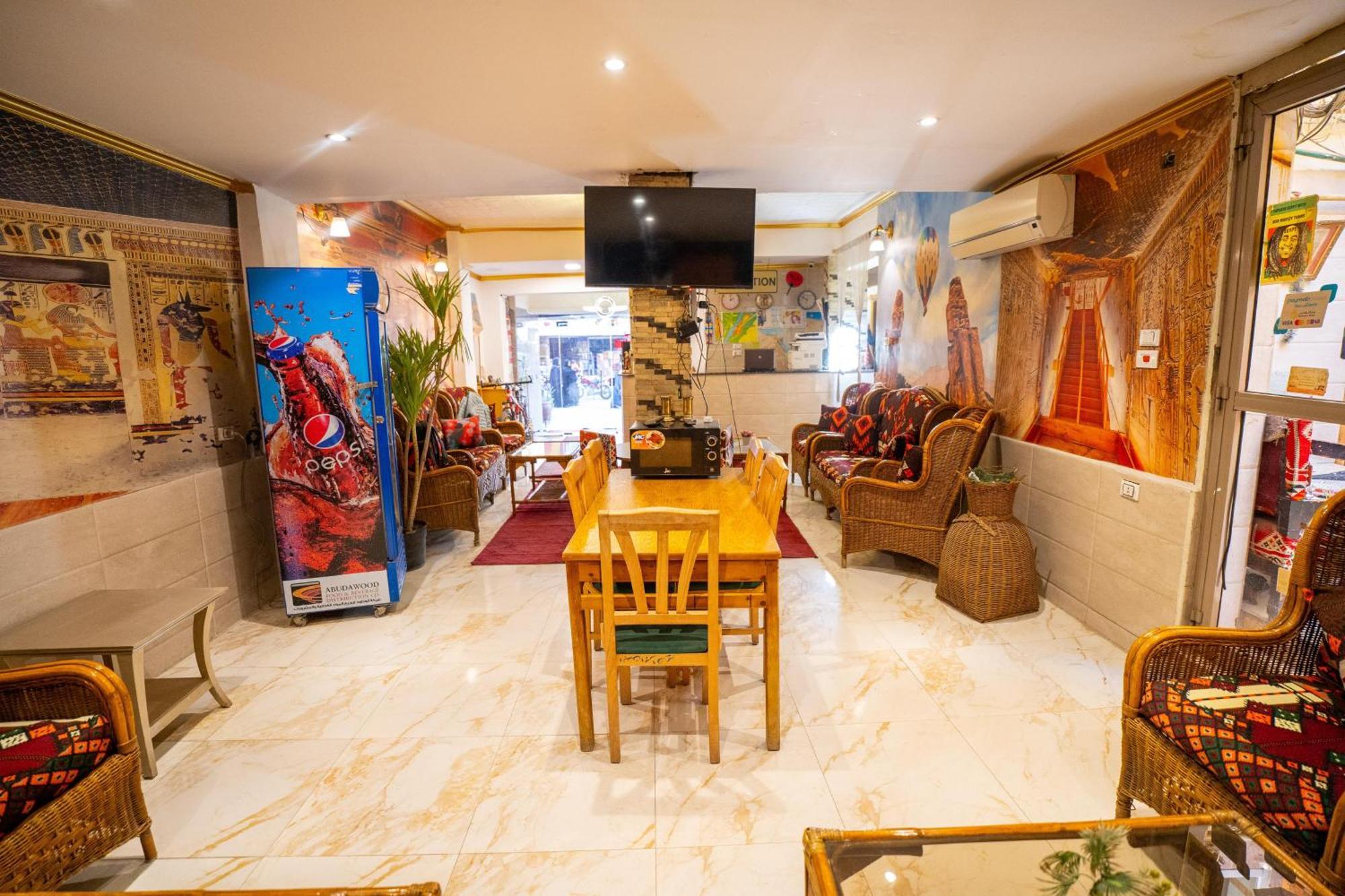 Venus Hotel Luxor 日本人 大歓迎 Exteriör bild