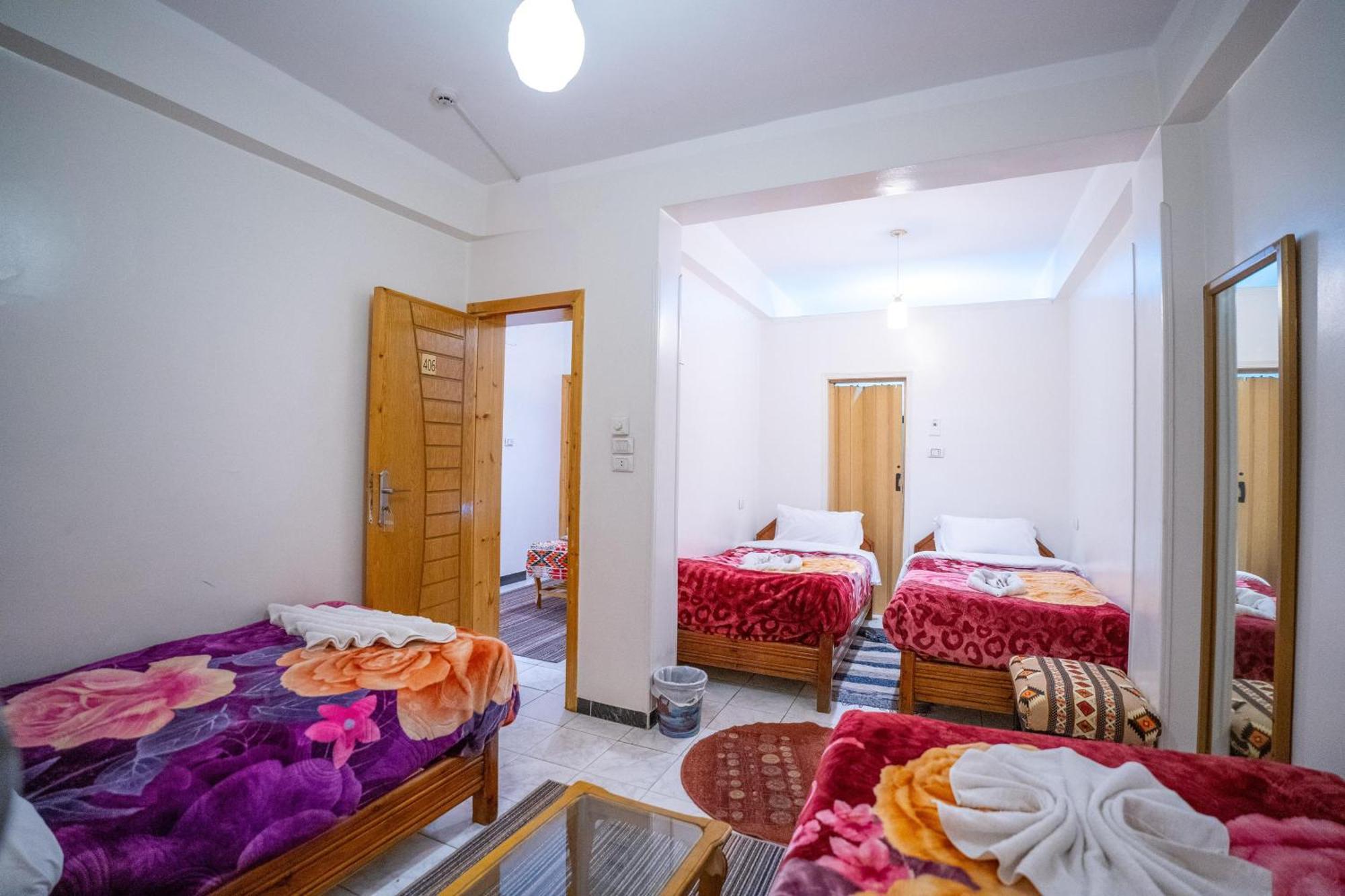 Venus Hotel Luxor 日本人 大歓迎 Exteriör bild