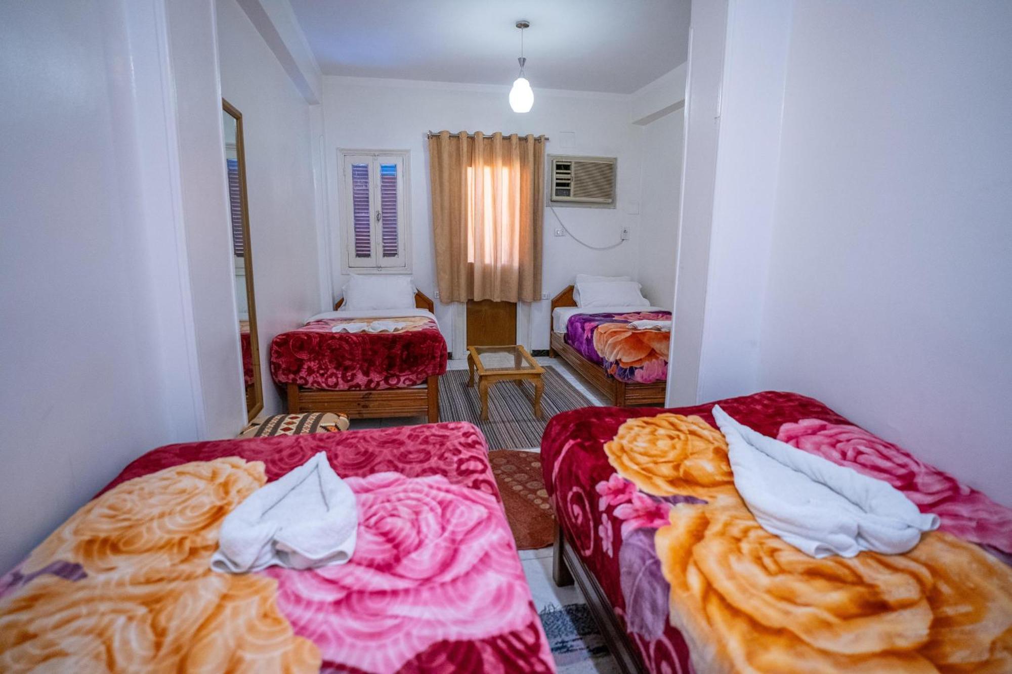Venus Hotel Luxor 日本人 大歓迎 Exteriör bild
