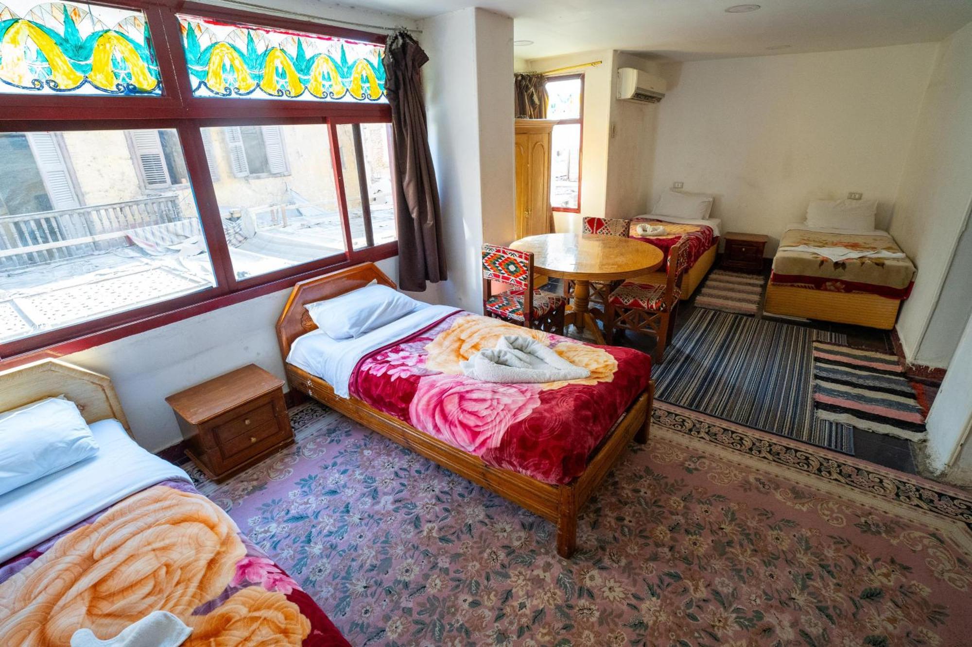 Venus Hotel Luxor 日本人 大歓迎 Rum bild